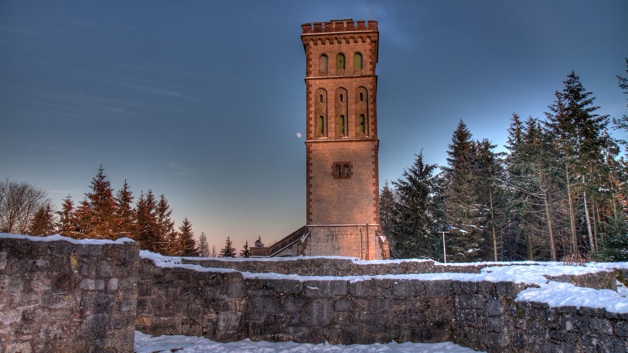 IMG 0996 7 8 tonemapped3 sharp